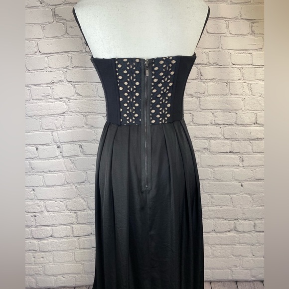 BCBG Max Azria Dress size 2 EUC - Picture 9 of 11